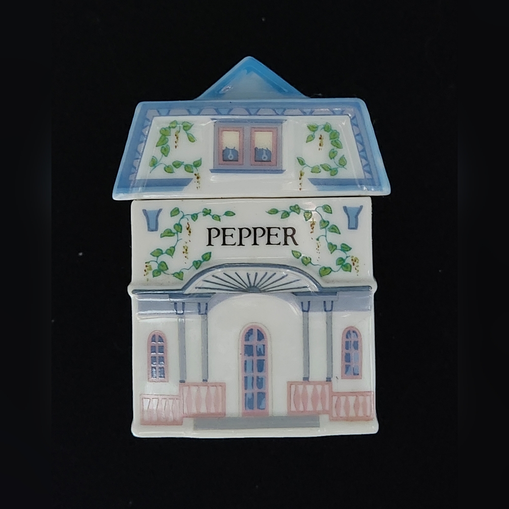 Lenox - The Lenox Spice Village PEPPER Fine Porcelain Jar